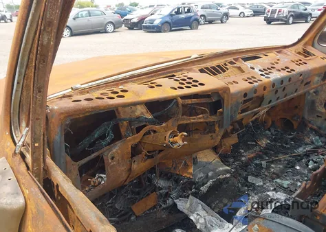 1984 GMC C1500 из США, поврежденный, VIN 1GTCC14DXES529359